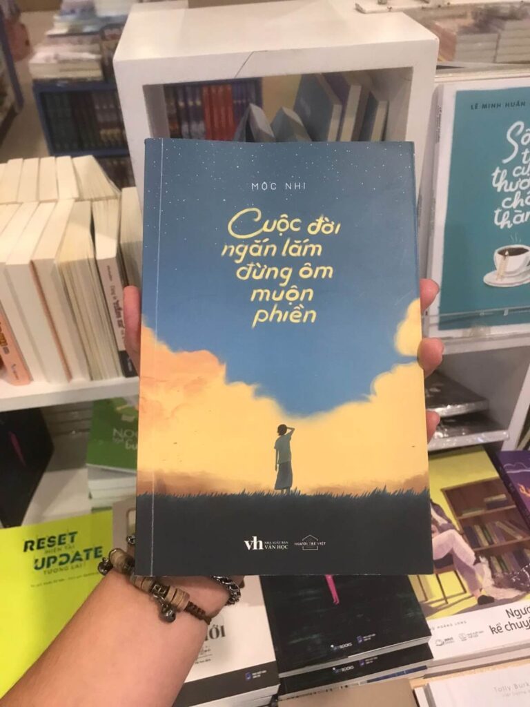Review sách Cuộc Đời Ngắn Lắm Đừng Ôm Muộn Phiền