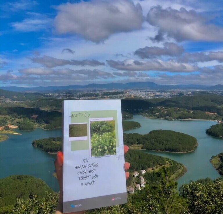 Tôi Đang Sống Cuộc Đời Tuyệt Vời Nhất – Khi Hạnh Phúc Là Một Hành Trình