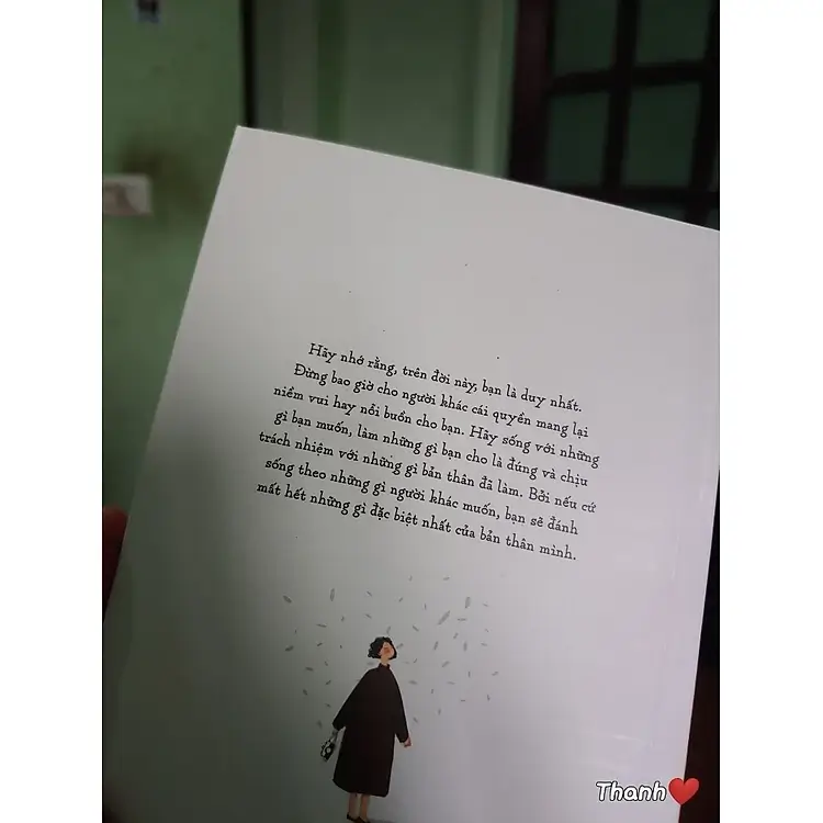Review sách Chúng Ta Rồi Sẽ Hạnh Phúc Theo Những Cách Khác Nhau