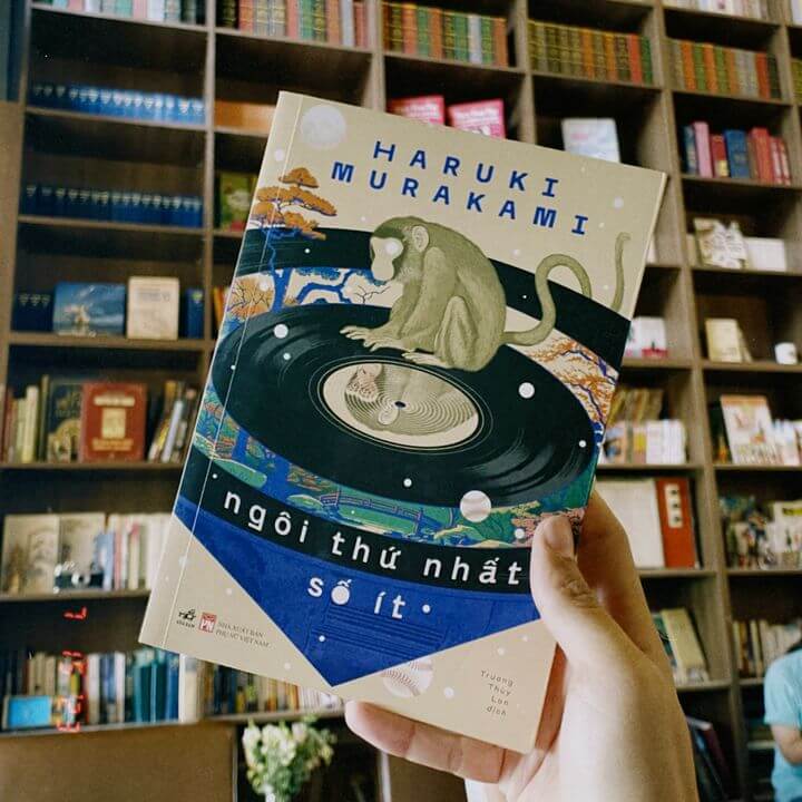 Ngôi Thứ Nhất Số Ít – Nơi Con Người Chìm Đắm Trong Ký Ức